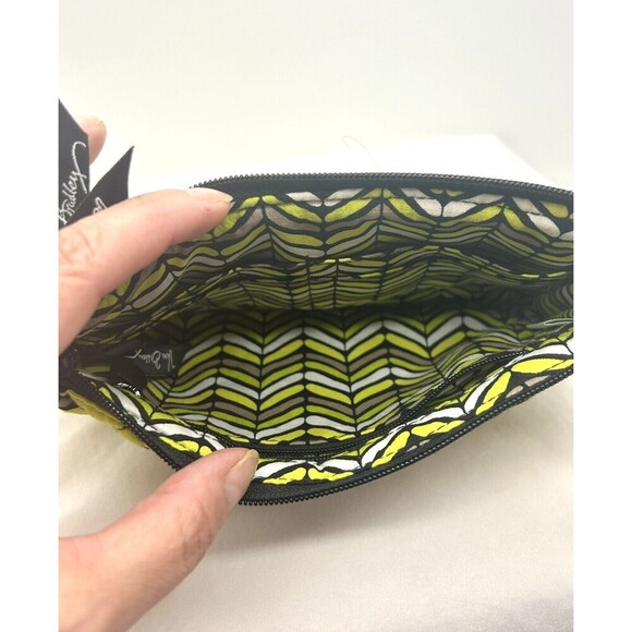 Vera‎ Bradley Wristlet Wallet -'Citron' Pattern. SKU BR250 - Picture 7 of 11
